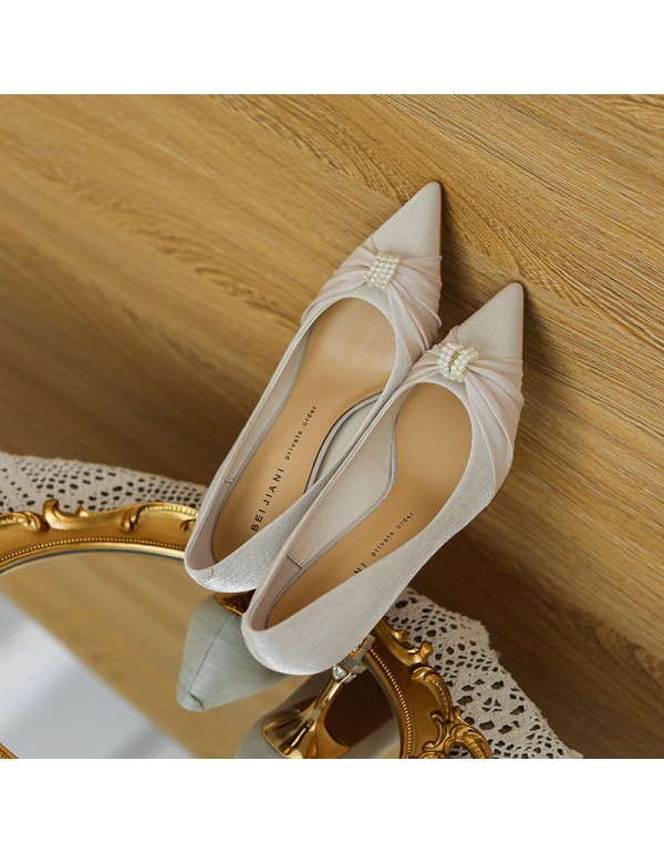 998-12 Satin high heels spring new sheepskin French pearl pointed shallow mouth wedding shoes Bridesmaid shoes single shoes 