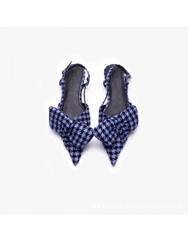 In 2022, cross-border direct supply of European fashion flat bottomed women's shoes bow sandals women's shoes are exported to large shoes