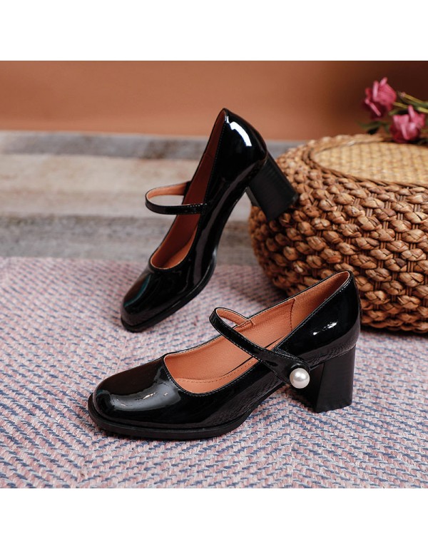 Retro square head pearl button Mary Jane shoes 2022 new flat belt thick heel high heels patent leather single shoes women's shoes